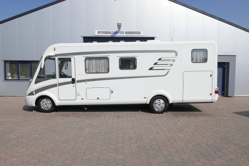 Hymer B 704 PL Premium Line | 3.0 Automaat | Enkele bedden | Grote garage | 3