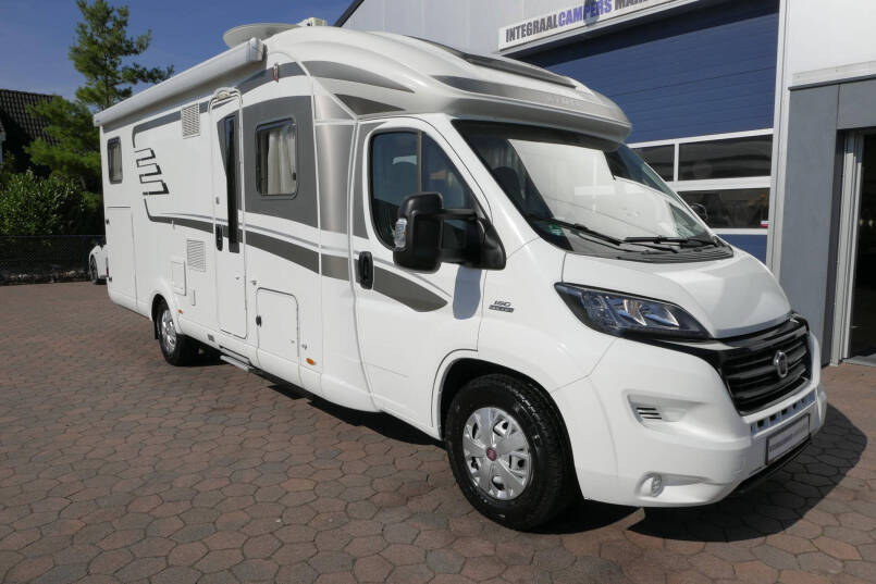 Hymer T 704 SL | 3.0 Automaat | Vlakke vloer | Enkele bedden | 4