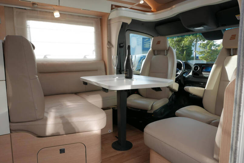 Hymer B ML-T 780 MasterLine | Levelsysteem | Airco | Lithium | Omvormer | Enkele bedden | 23