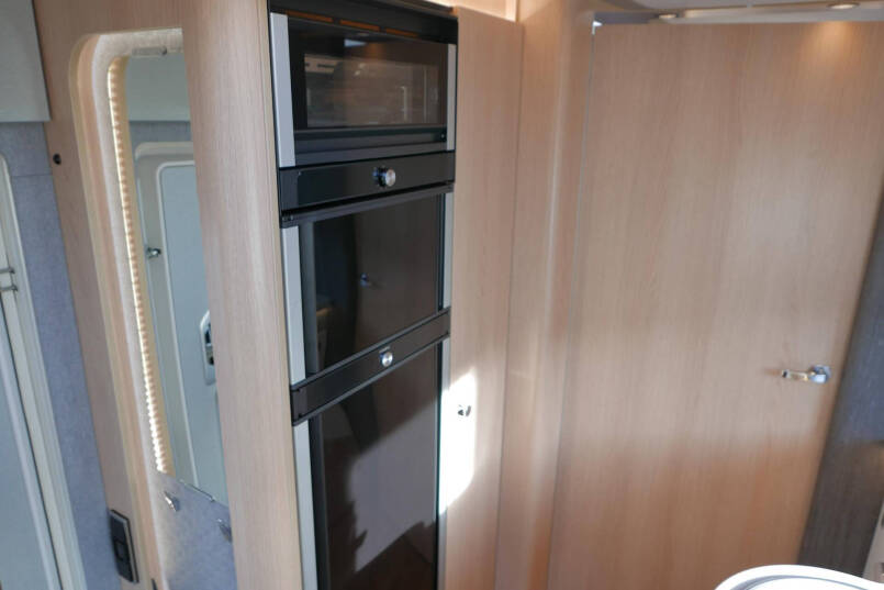 Hymer B ML-T 780 MasterLine | Levelsysteem | Airco | Lithium | Omvormer | Enkele bedden | 32