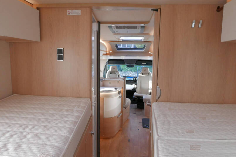 Hymer B ML-T 780 MasterLine | Levelsysteem | Airco | Lithium | Omvormer | Enkele bedden | 45