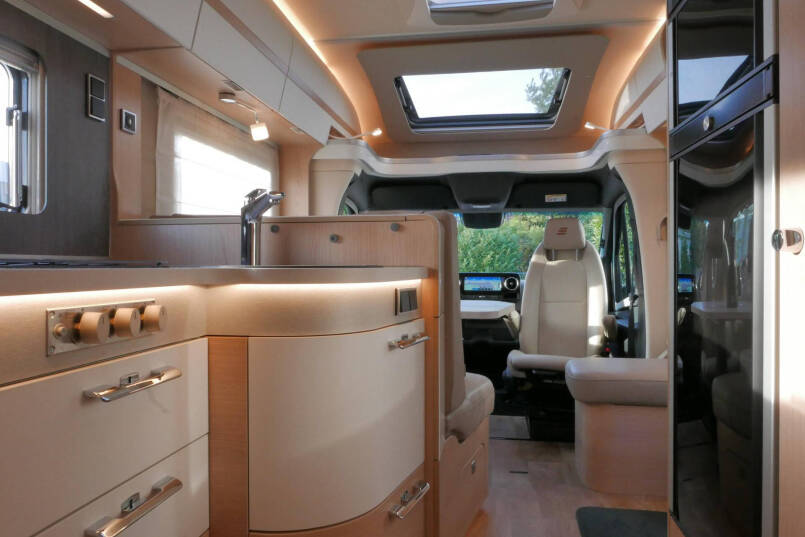 Hymer B ML-T 780 MasterLine | Levelsysteem | Airco | Lithium | Omvormer | Enkele bedden | 54