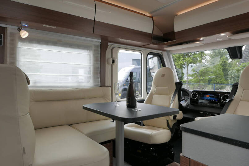 Hymer B MC-I 680 ModernComfort | 9G Automaat | bovenkastjes | Enkele bedden | 20