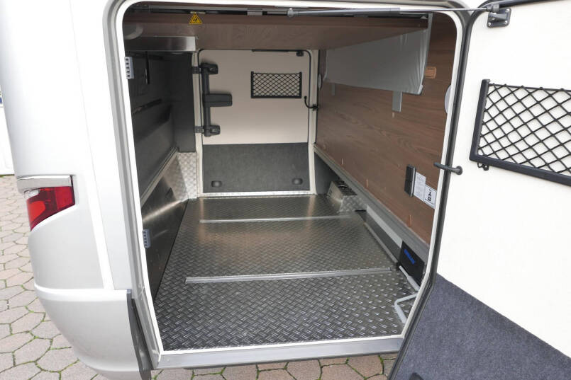 Hymer B ML-I 790 MasterLine | 9G-TRONIC AUTOMAAT | Queensbed | Levelsysteem | 13