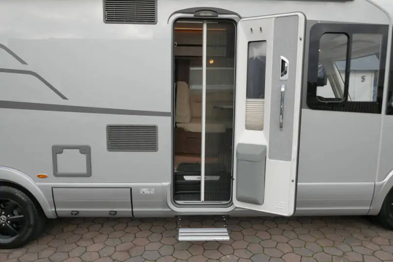 Hymer B ML-I 790 MasterLine | 9G-TRONIC AUTOMAAT | Queensbed | Levelsysteem | 17