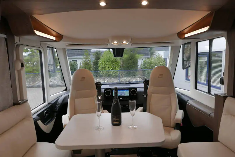 Hymer B ML-I 790 MasterLine | 9G-TRONIC AUTOMAAT | Queensbed | Levelsysteem | 90