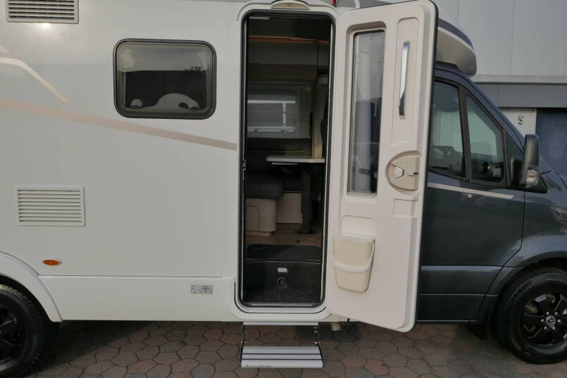 Hymer BMC-T 580 | Mercedes-Benz | Enkele bedden | Grote garage | 17