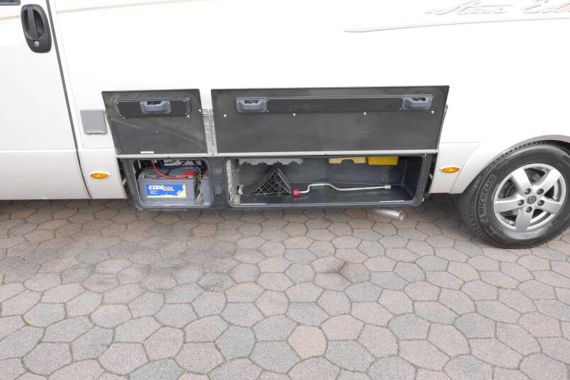 Hymer B 614 SL Star Edition | Lang | 3.0 158 pk | Schotel | Garage | 12