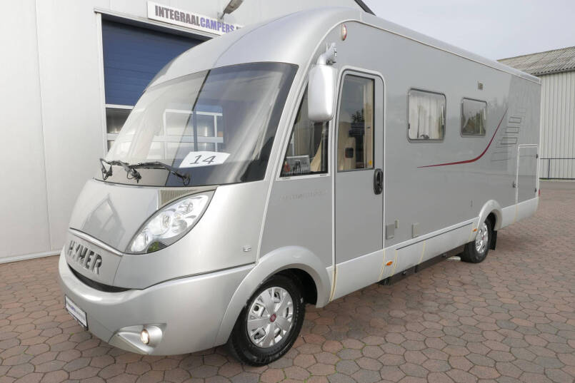 Hymer B 694 SL | 3.0 Automaat | Élégance zilver |  Grote garage | 6