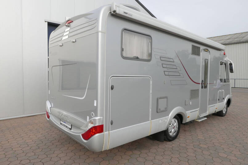 Hymer B 694 SL | 3.0 Automaat | Élégance zilver |  Grote garage | 7