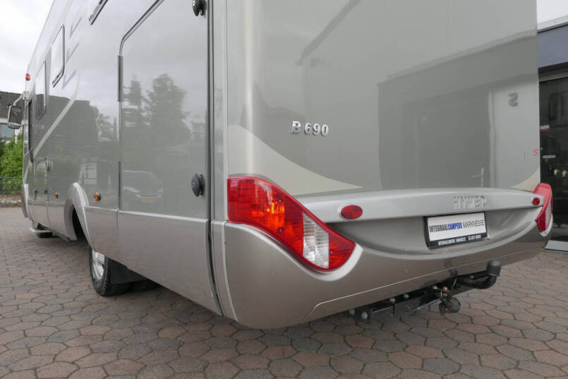 Hymer B 690 StarLine | V6 Mercedes | Queensbed | Levelsysteem | 1e NL eigenaar | 9