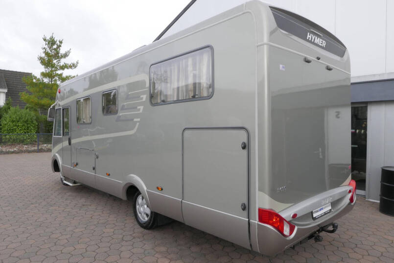 Hymer B 690 StarLine | V6 Mercedes | Queensbed | Levelsysteem | 1e NL eigenaar | 5