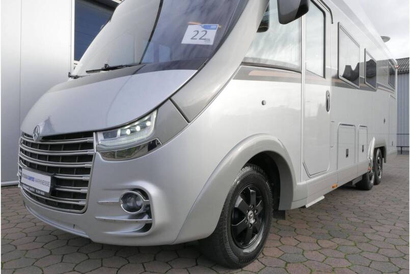 Carthago Chic E-Line l 50 LE DA | Silverline | Mercedes-Benz | Levelsysteem | Zonnepanelen | 11