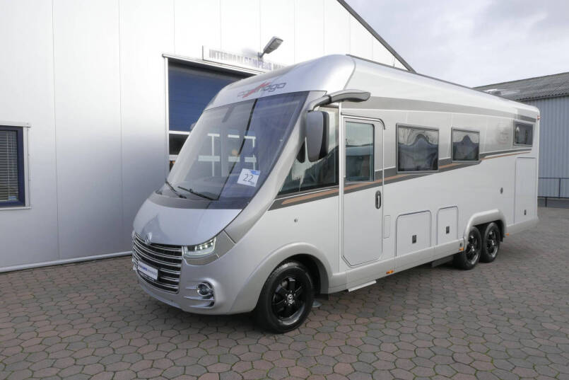 Carthago Chic E-Line l 50 LE DA | Silverline | Mercedes-Benz | Levelsysteem | Zonnepanelen | 12