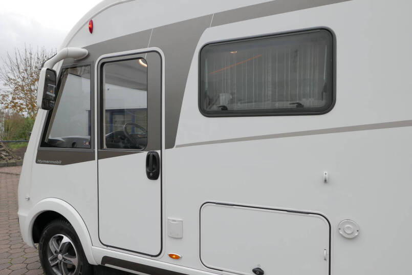 Hymer B 678 DL DynamicLine Automaat | Levelsysteem | Enkele bedden | 1e NL eigenaar 17