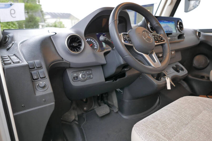 Hymer B MC-I 680 ModernComfort | Levelsysteem | Lithium | Airco | 18