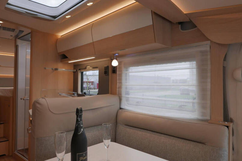Hymer B MC-I 680 ModernComfort | Levelsysteem | Lithium | Airco | 27