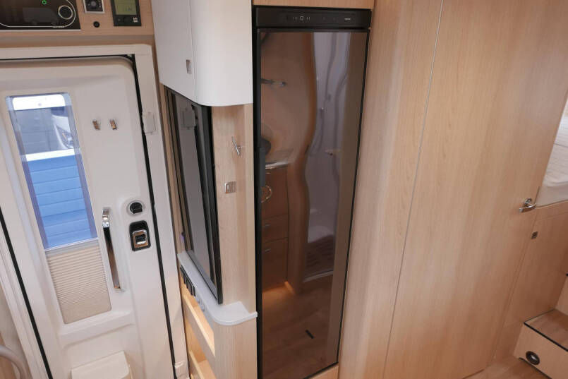 Hymer B MC-I 680 ModernComfort | Levelsysteem | Lithium | Airco | 36
