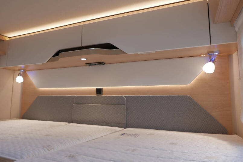 Hymer B MC-I 680 ModernComfort | Levelsysteem | Lithium | Airco | 40