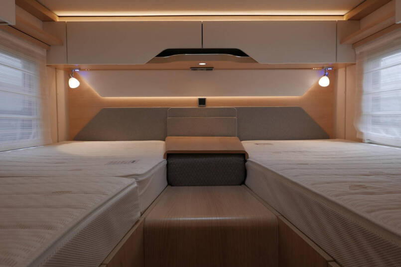 Hymer B MC-I 680 ModernComfort | Levelsysteem | Lithium | Airco | 43