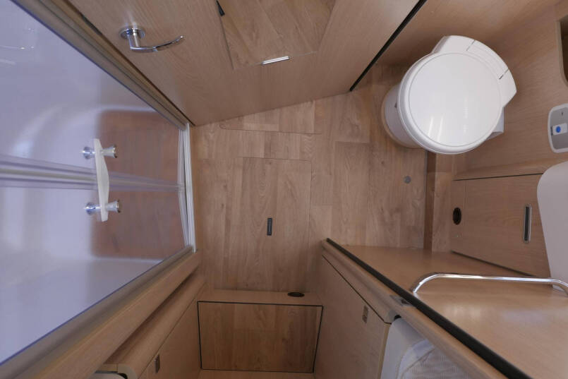 Hymer B MC-I 680 ModernComfort | Levelsysteem | Lithium | Airco | 45