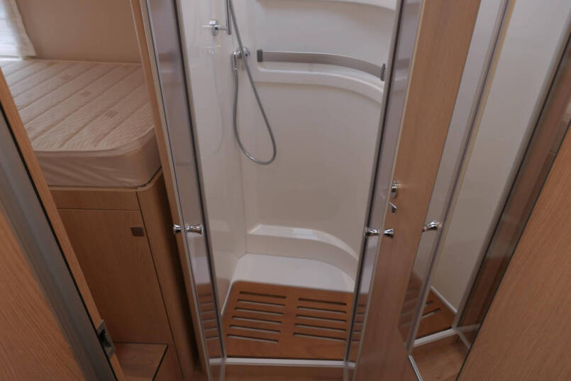 Hymer B MC-I 680 ModernComfort | Levelsysteem | Lithium | Airco | 47