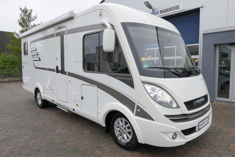 Hymer B 588 PL PremiumLine | Automaat | Levelsysteem | Enkele bedden | Airco | 4