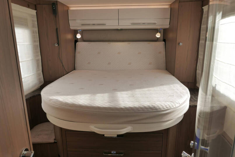 Hymer B-SL 708 SupremeLine | 180 PK automaat | Queensbed | Levelsysteem 37