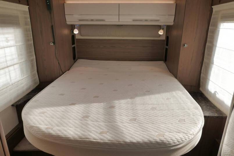 Hymer B-SL 708 SupremeLine | 180 PK automaat | Queensbed | Levelsysteem 38