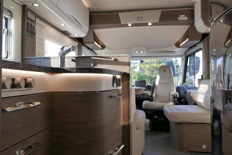 Hymer B-SL 708 SupremeLine | 180 PK automaat | Queensbed | Levelsysteem 51