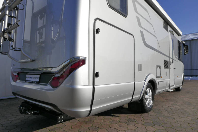 Hymer B ML-I 780 MasterLine | Enkele bedden | 5 Persoons | Levelsysteem | 13