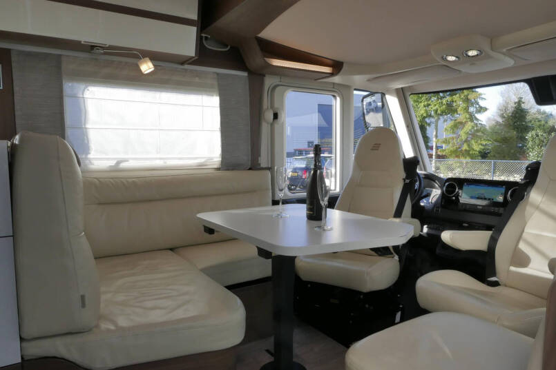 Hymer B ML-I 780 MasterLine | Enkele bedden | 5 Persoons | Levelsysteem | 25