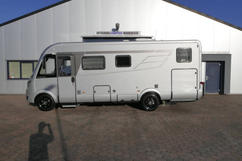 Hymer B MC-I 680 ModernComfort | Alde | Levelsysteem | Lithium | 5 Pers 2