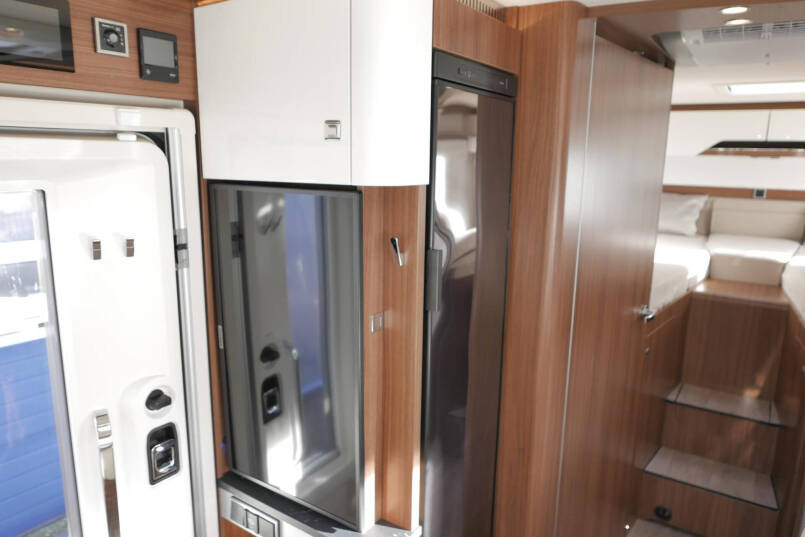 Hymer B MC-I 680 ModernComfort | Alde | Levelsysteem | Lithium | 5 Pers 36