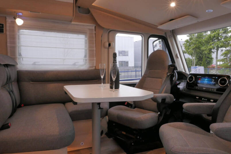 Hymer BMC-I 580 ModernComfort | Enkele bedden | Nieuw | 26