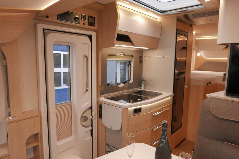 Hymer BMC-I 580 ModernComfort | Enkele bedden | Nieuw | 31