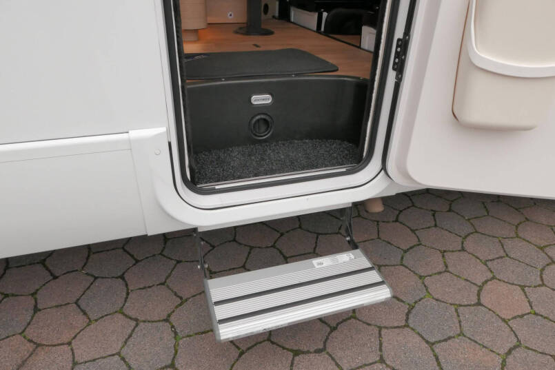 Hymer BMC-I 580 ModernComfort | Bovenkastjes | Omvormer | Zonnepanelen | 16