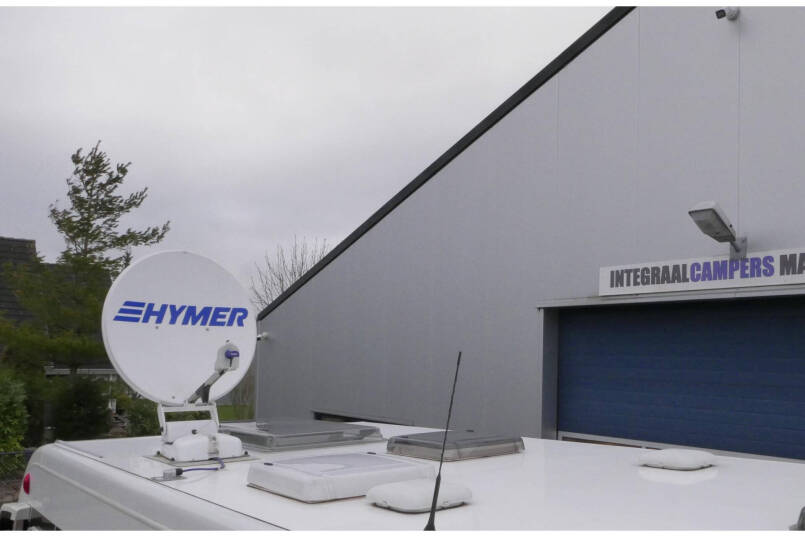 Hymer BMC-I 580 ModernComfort | Bovenkastjes | Omvormer | Zonnepanelen | 47