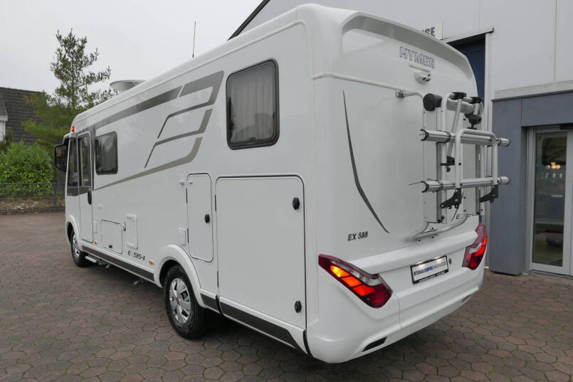 Hymer Exsis-i 588 | Enkele bedden | Airco | Schotel | 5