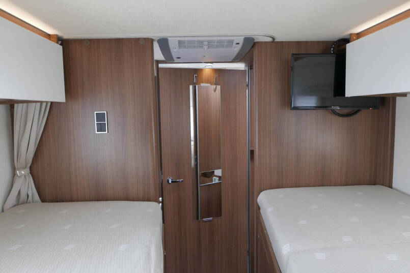 Hymer B MC-I 680 ModernComfort | Bovenkastjes | Levelsysteem | Lithium | Alde 49