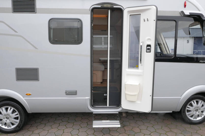 Hymer BMC-I 580 ModernComfort | Levelsysteem | Lithium | Enkele bedden | 20