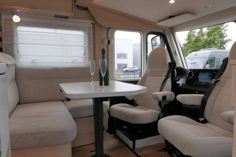 Hymer BMC-I 580 ModernComfort | Levelsysteem | Lithium | Enkele bedden | 30