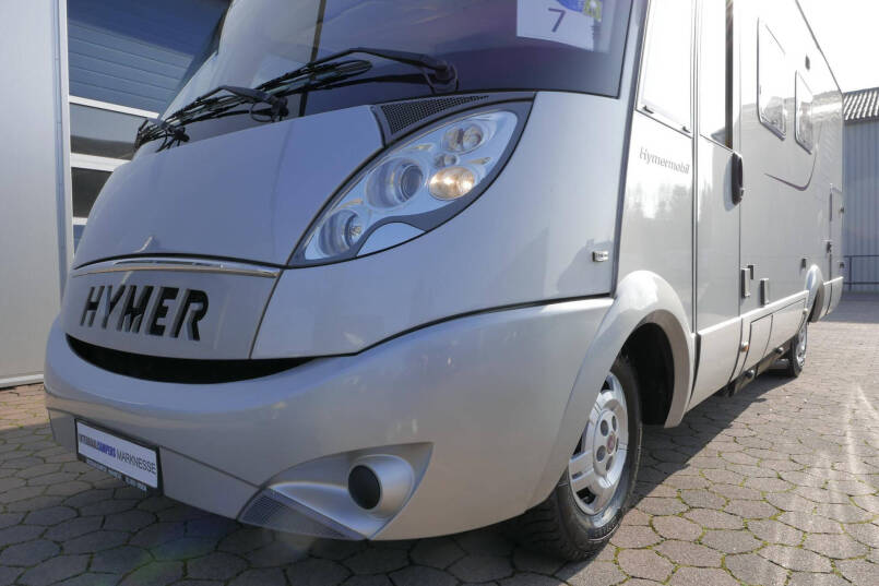 Hymer B 694 SL Elegance zilver | 3.0 158 pk | Grote garage | ruime 4 persoons 11