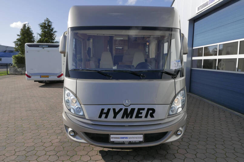 Hymer B 680 S StarLine  | 3.0 V6 Automaat | Levelsysteem | Airco | Enkele bedden 1