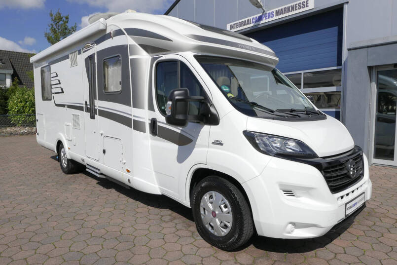 Hymer T 708 SL | 3.0 Automaat | Queensbed | Vlakke vloer | Airco 1