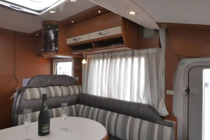 Hymer B 690 StarLine | V6 Mercedes | Queensbed | Levelsysteem | Airco 30