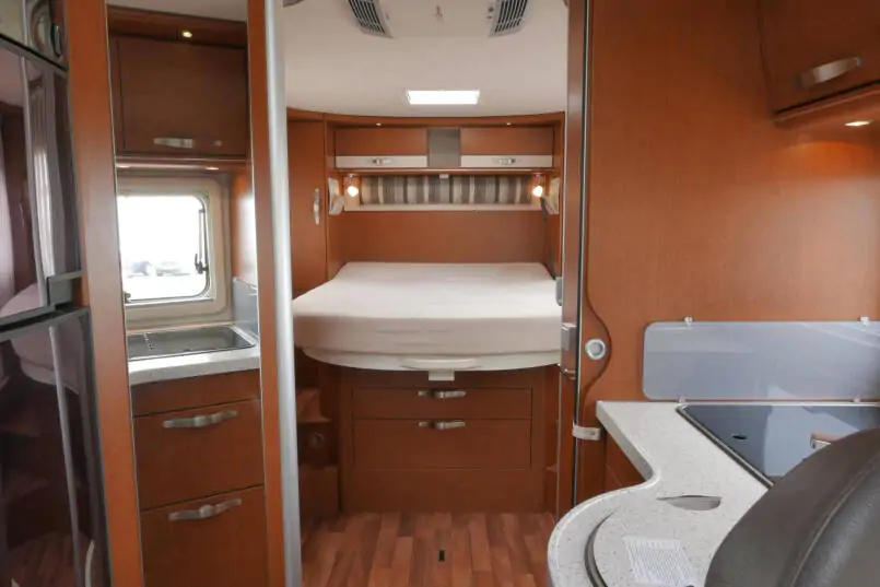 Hymer B 690 StarLine | V6 Mercedes | Queensbed | Levelsysteem | Airco 41