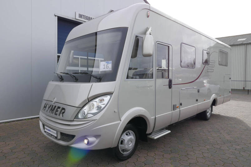 Hymer B 690 StarLine | V6 Mercedes | Queensbed | Levelsysteem | Airco 7