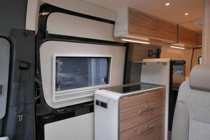 Hymer Grand Canyon S 4X4 | 300 AH SuperB | 190 pk Automaat | 38