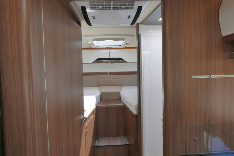 Hymer BMC-I 680 ModernComfort |Bovenkasjes | Levelsysteem | Dakairco | Zonnepanelen | 44